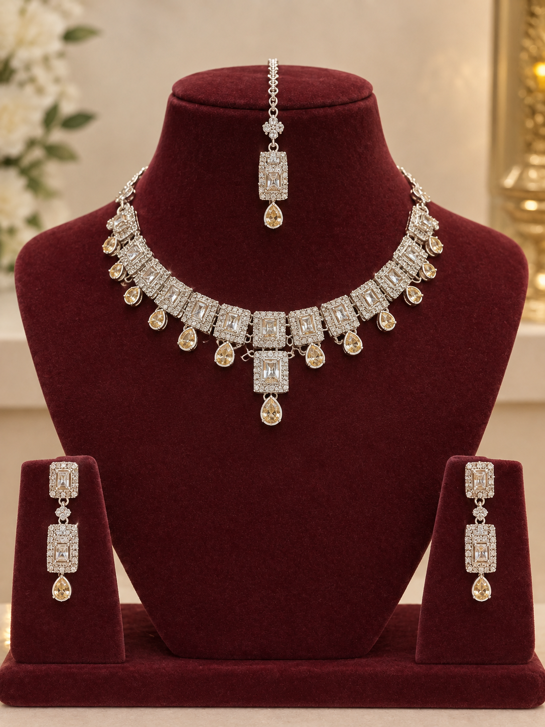 Diamond-Style Statement Set